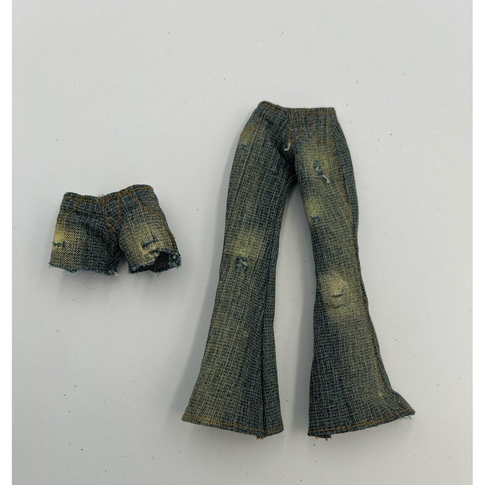 Bratz Style It Jade denim jeans and shorts